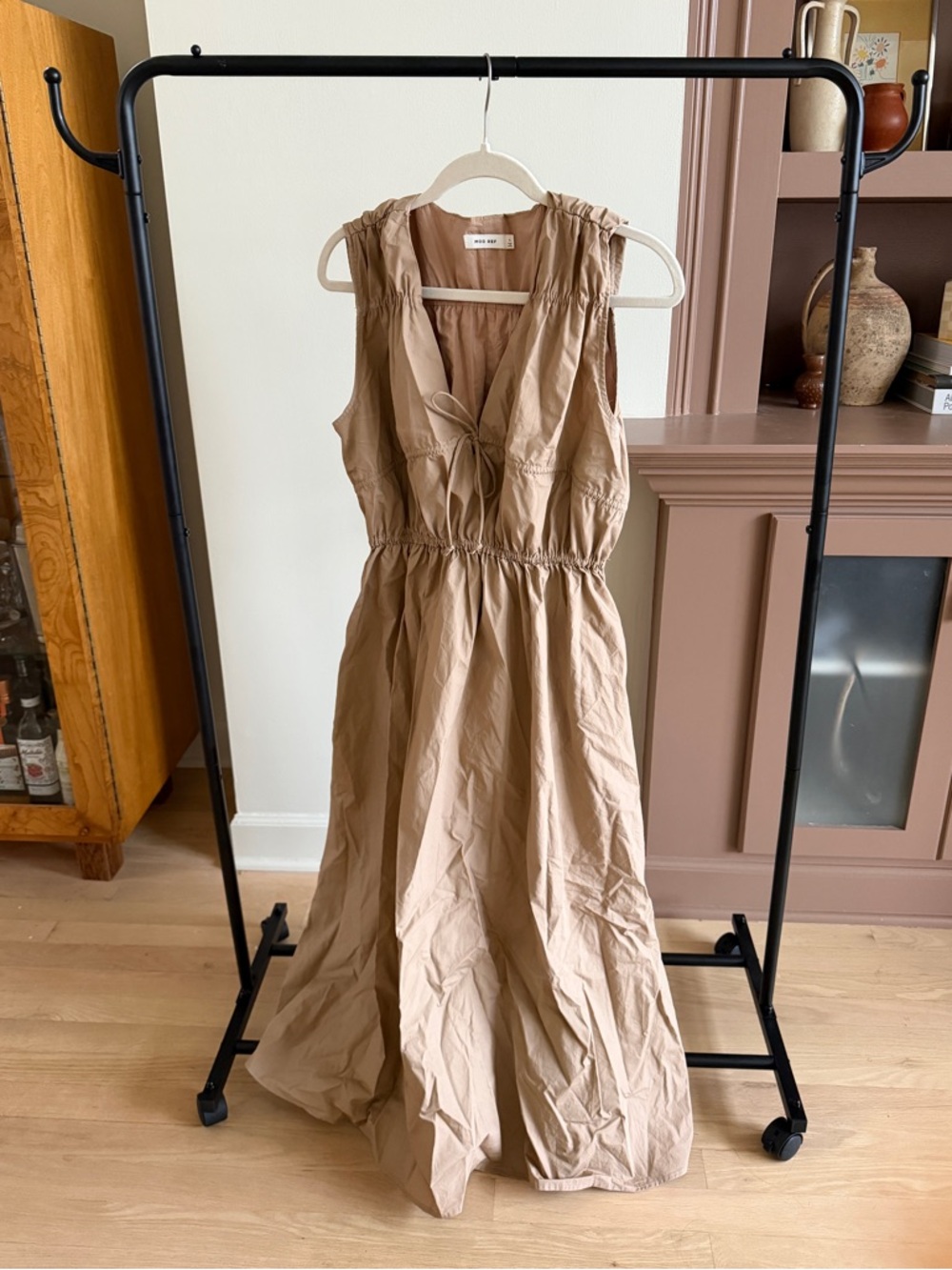 Mod Ref Ruched V-Neck Midi Dress